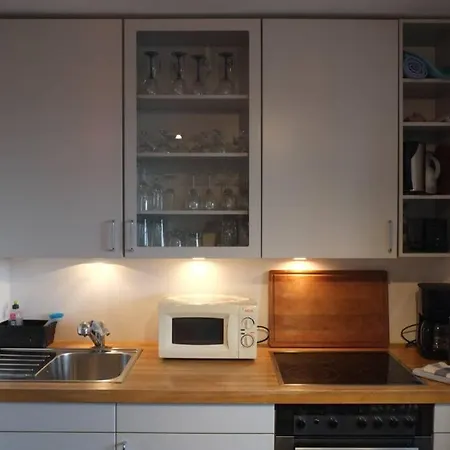 - 1 Apartamento